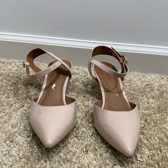 14th & Union Nude Baby Heels - Picture 1 of 5